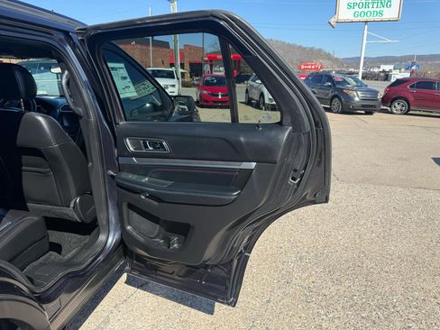 Used 2017 Ford Explorer Sport w/ Equipment Group 401A image 47