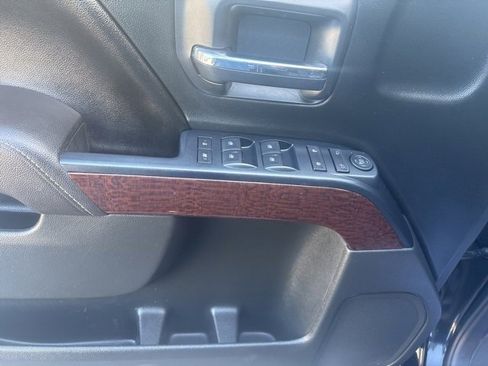 Used 2017 GMC Sierra 1500 SLE image 11