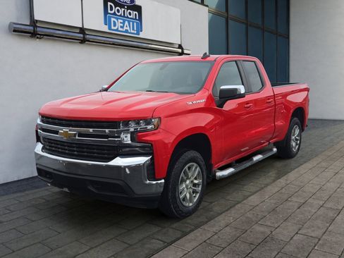 Used 2019 Chevrolet Silverado 1500 LT w/ All-Star Edition image 7