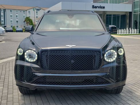 Certified 2023 Bentley Bentayga AWD/4WD image 9