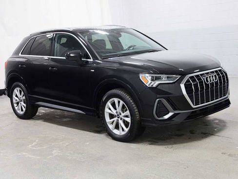 Used 2023 Audi Q3 2.0T Premium Plus w/ Premium Plus Package image 13