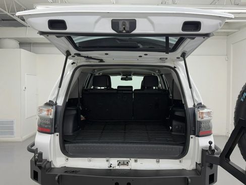 Used 2016 Toyota 4Runner SR5 Premium AWD/4WD image 76