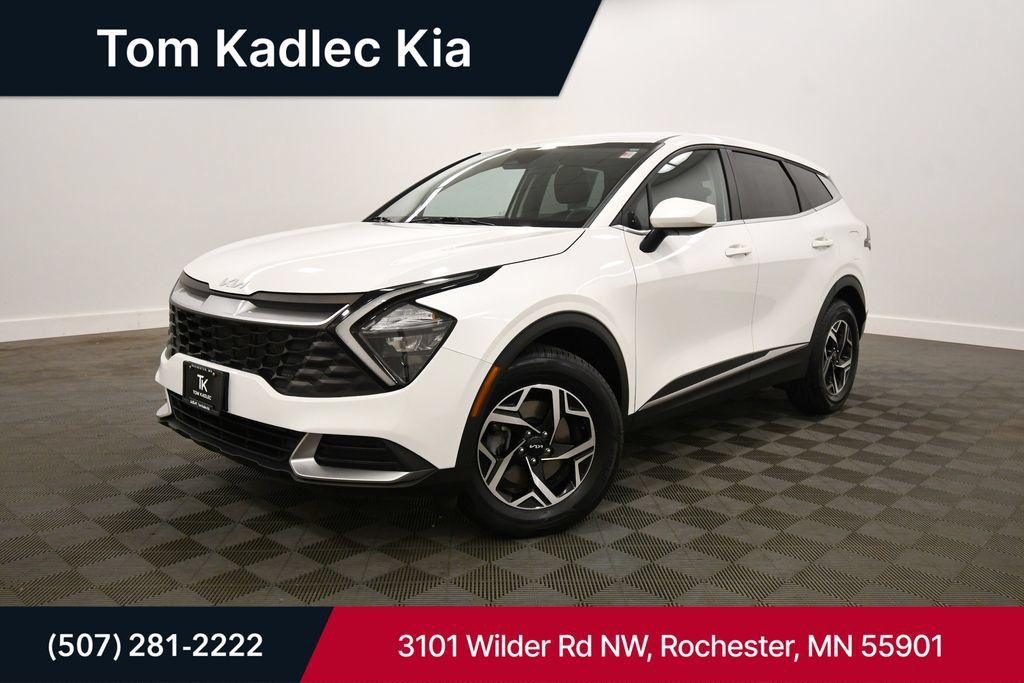 Certified 2023 Kia Sportage LX AWD/4WD image 1