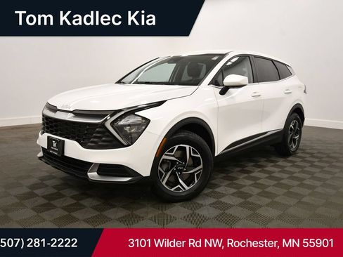 Certified 2023 Kia Sportage LX AWD/4WD image 1