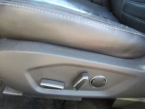 Used 2013 Ford Fusion SE FWD image 24