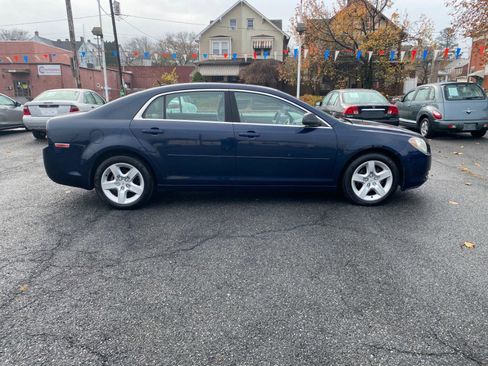 Used 2010 Chevrolet Malibu LS image 6