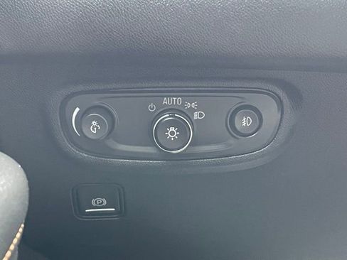 Used 2024 GMC Terrain AT4 AWD/4WD image 14