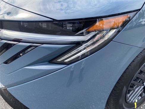 New 2026 Nissan Sentra SV w/ SV Convenience Package FWD image 11