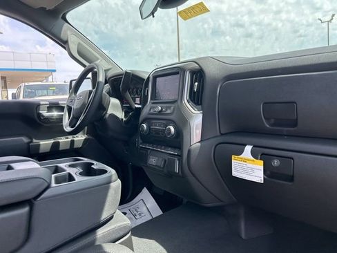 New 2026 Chevrolet Silverado 1500 Custom Trail Boss w/ LPO, Dark Essentials Package AWD/4WD image 32