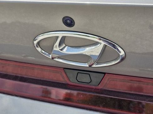 Used 2023 Hyundai Elantra SEL w/ Convenience Package FWD image 30