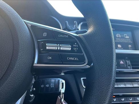 Used 2019 Kia Optima LX image 10