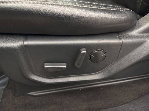 Used 2020 Ford F150 Lariat w/ Equipment Group 502A Luxury image 23