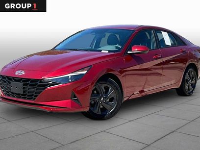 Used 2023 Hyundai Elantra SEL w/ Winter Weather Package