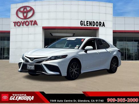 Certified 2024 Toyota Camry SE w/ Blackout Package (TMS) FWD image 5