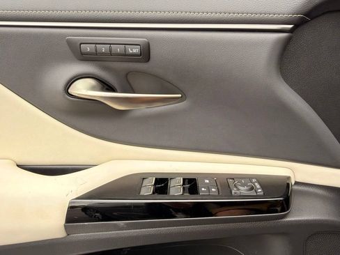 Used 2024 Lexus ES 350 w/ Premium Package FWD image 21