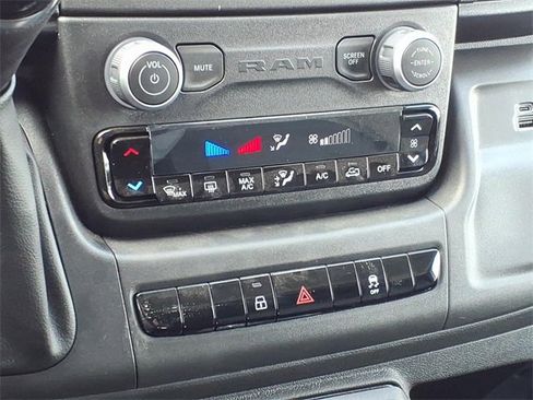 Used 2024 RAM ProMaster 2500 image 21