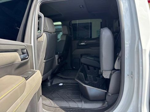 Used 2025 Chevrolet Silverado 1500 ZR2 w/ Technology Package image 18