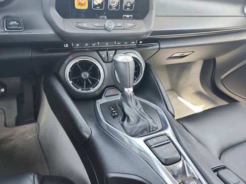 Used 2018 Chevrolet Camaro SS RWD image 28