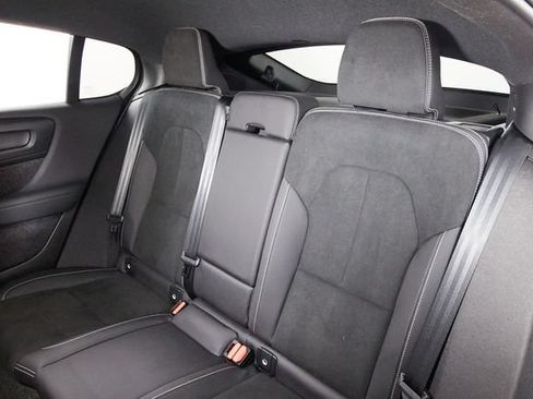Certified 2023 Volvo C40 P8 Recharge Ultimate w/ Protection Package Premier AWD/4WD image 20