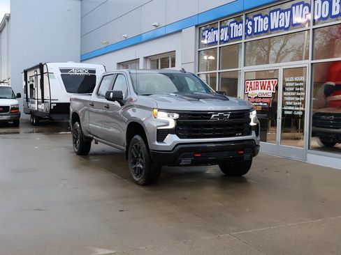 New 2026 Chevrolet Silverado 1500 LT Trail Boss w/ LT Trail Boss Premium Package AWD/4WD image 2