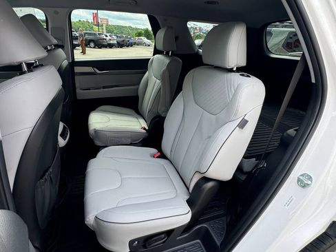 Used 2025 Hyundai Palisade SEL AWD/4WD image 16