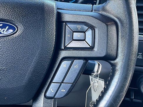 Used 2017 Ford F150 XLT w/ Equipment Group 302A Luxury AWD/4WD image 13