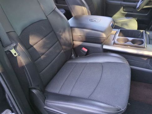 Used 2014 RAM 1500 Sport w/ Remote Start & Security Group image 21