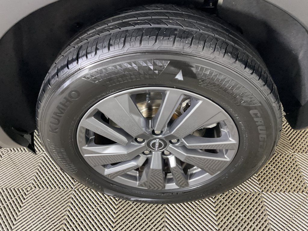 Used 2025 Nissan Pathfinder SV AWD/4WD image 6
