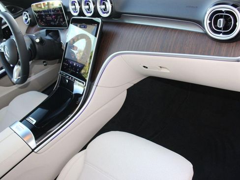 Used 2026 Mercedes-Benz C 300 Sedan image 34