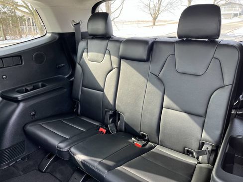 Used 2022 Kia Telluride SX w/ SX Prestige Package image 30