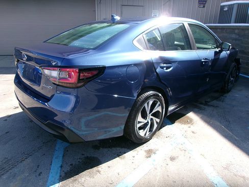 Used 2021 Subaru Legacy Premium AWD/4WD image 6