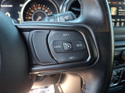 Used 2021 Jeep Wrangler Unlimited Sport image 21