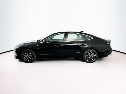 Used 2025 Hyundai Sonata SEL FWD image 4
