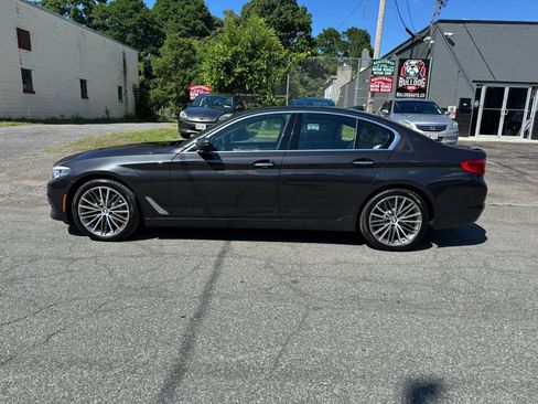 Used 2017 BMW 530i xDrive image 8