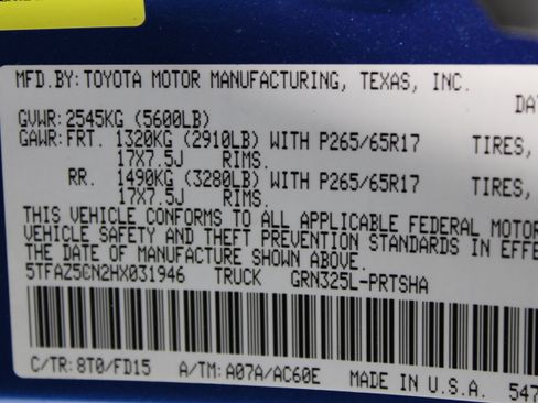 Used 2017 Toyota Tacoma TRD Sport w/ Tow Package RWD image 37