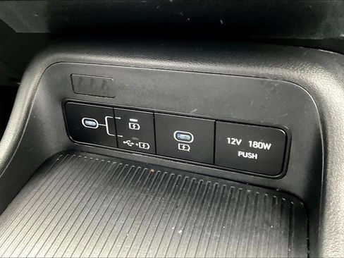 Used 2024 Hyundai Kona SEL AWD/4WD image 13