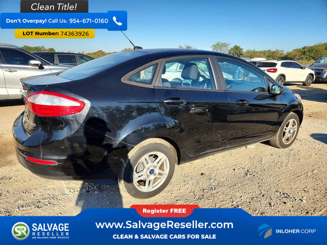 Used 2018 Ford Fiesta SE FWD image 4