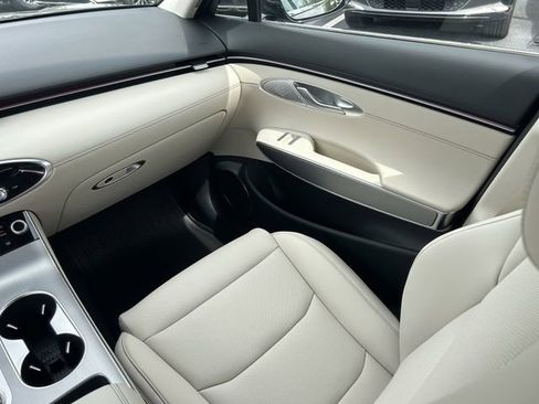 New 2026 Genesis GV70 2.5T Select image 21