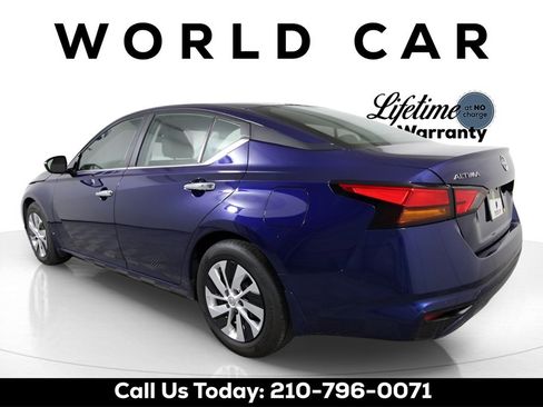 Certified 2024 Nissan Altima 2.5 S image 7