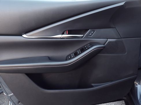 Used 2025 MAZDA CX-30 AWD 2.5 S w/ Preferred Package image 23