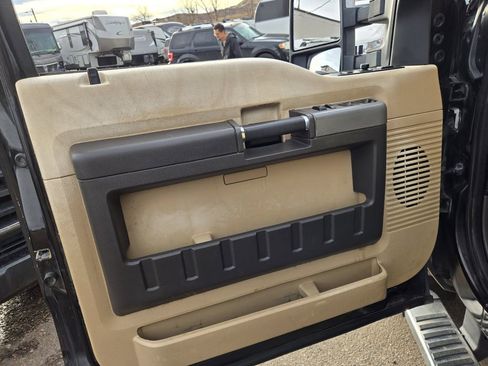 Used 2014 Ford F250 Lariat w/ Chrome Package image 14