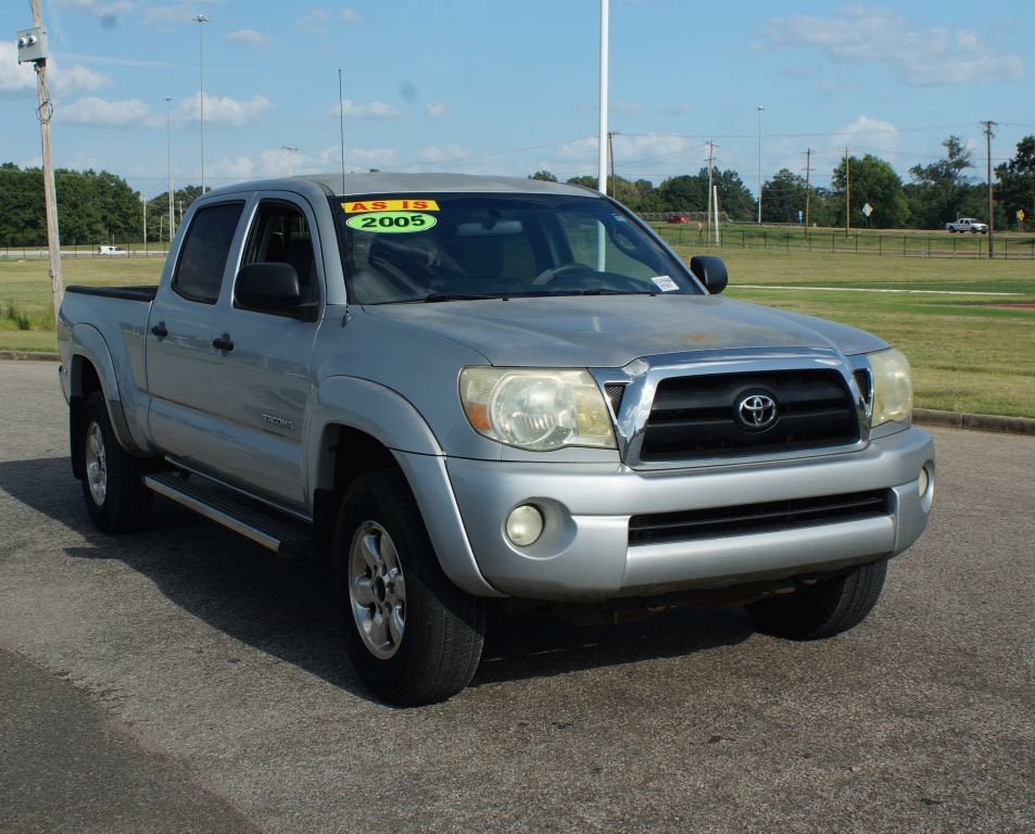 Used 2005 Toyota Tacoma PreRunner w/ SR5 Pkg #3 RWD image 2