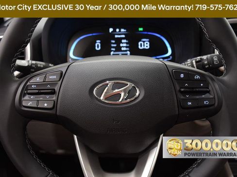 New 2025 Hyundai Venue SEL image 27