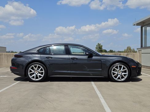 Certified 2026 Porsche Panamera 4 AWD/4WD image 9