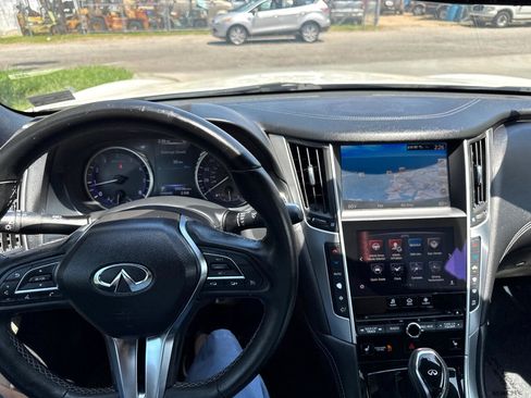 Used 2017 INFINITI Q60 2.0t w/ Premium Plus Package 2.0T image 22