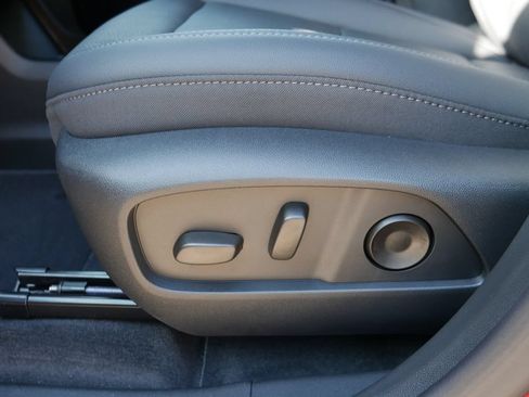 New 2027 Chevrolet Equinox LT w/ Convenience Package II AWD/4WD image 18