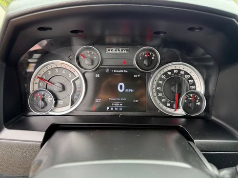 Used 2016 RAM 2500 Laramie w/ Convenience Group AWD/4WD image 20