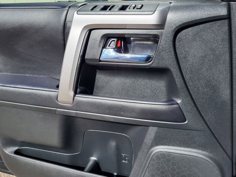 Used 2023 Toyota 4Runner TRD Sport w/ Technology Package image 18