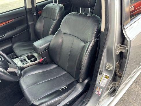 Used 2011 Subaru Legacy 2.5i Limited image 6