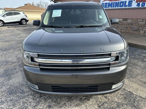 Used 2017 Ford Flex SEL w/ Equipment Group 202A image 4